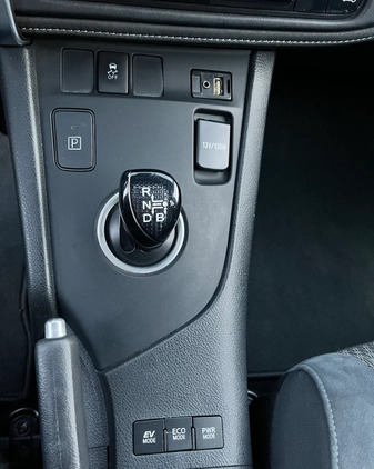 Toyota Auris cena 65900 przebieg: 53000, rok produkcji 2017 z Turek małe 781